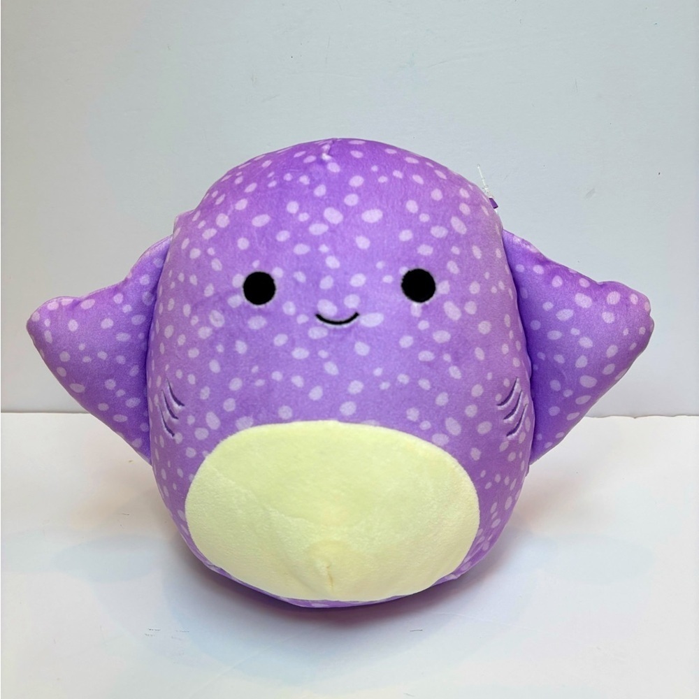 Squishmallows Aziza The Stingray 8 Inch Plush Purple Polka Dots NEW